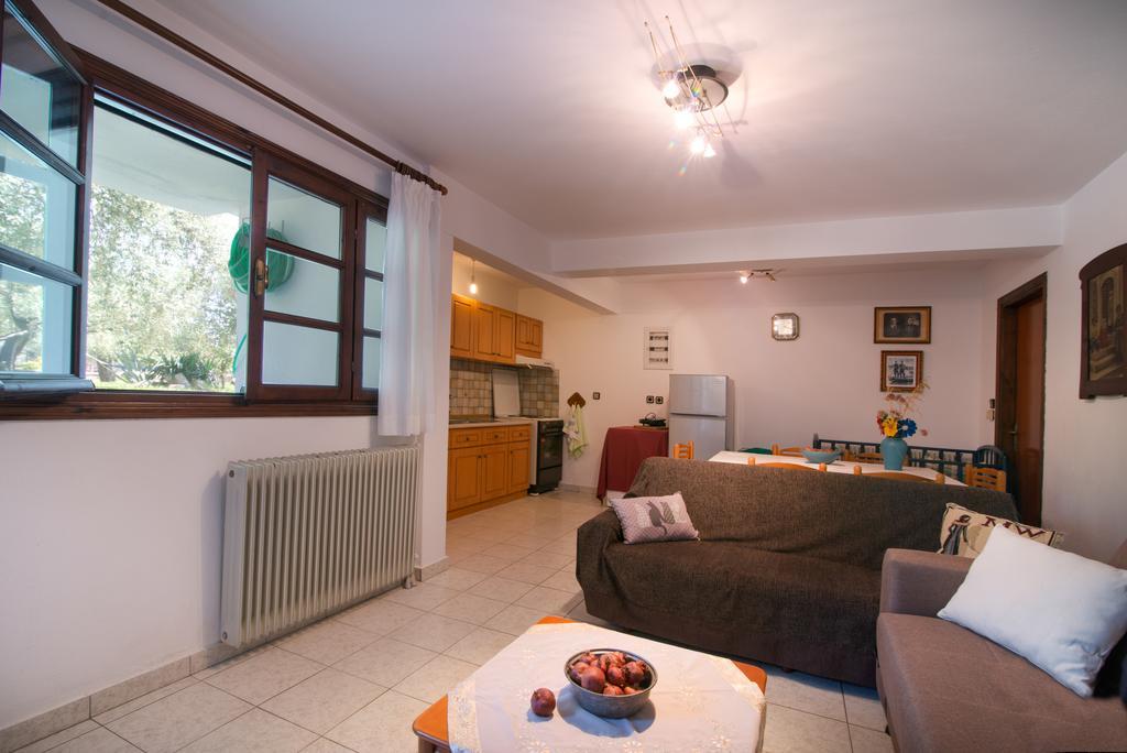 Anastasia Apartments Skala Potamia  Esterno foto